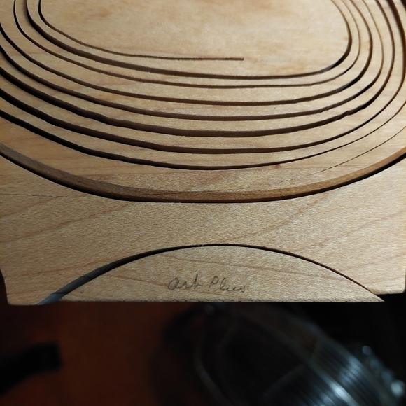 Handmade Collapsible Wooden Basket/Trivet - Picture 4 of 7